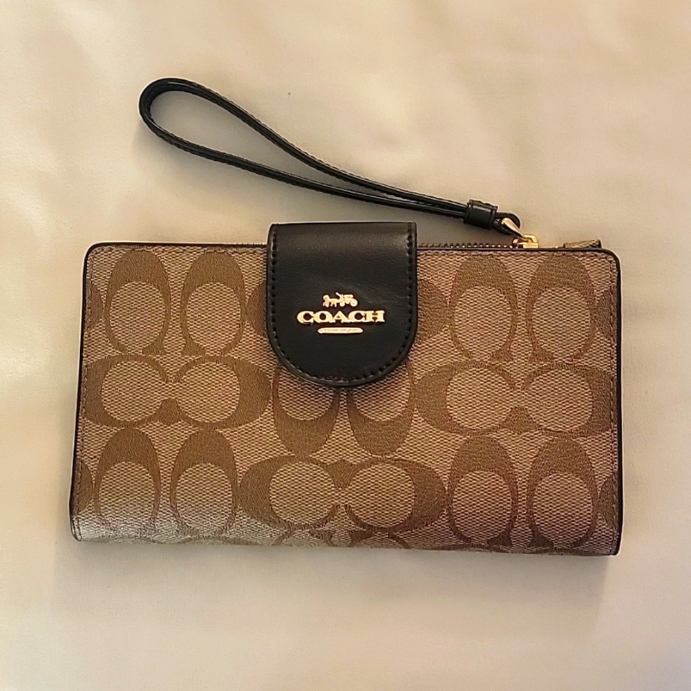Coach Phone Wallet In Colorblock Signature Canvas
